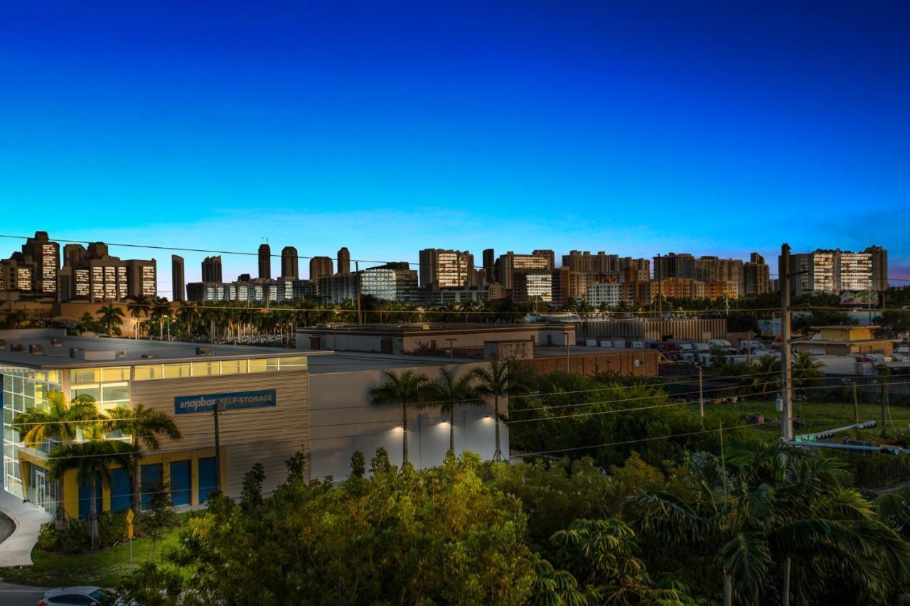 Lofts Of Aventura Daire Miami Dış mekan fotoğraf